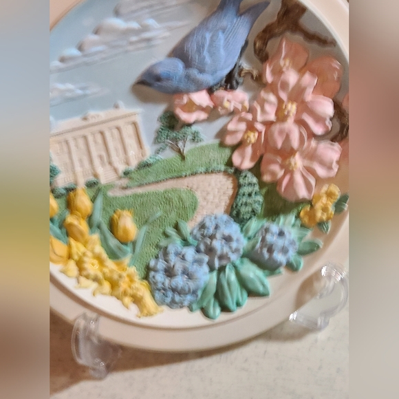 AVON OBRIEN SOURCE OF FINE COLLECTIBLES ARTISTIC MAJOLICA PLATE!  -… - Picture 3 of 9